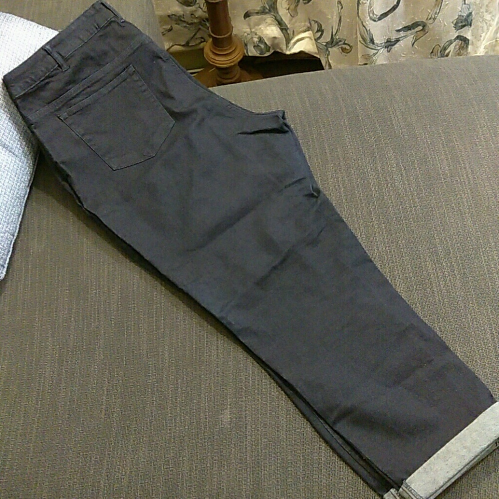 Women's Spencer Capri Jegging Jeans Natural Rise